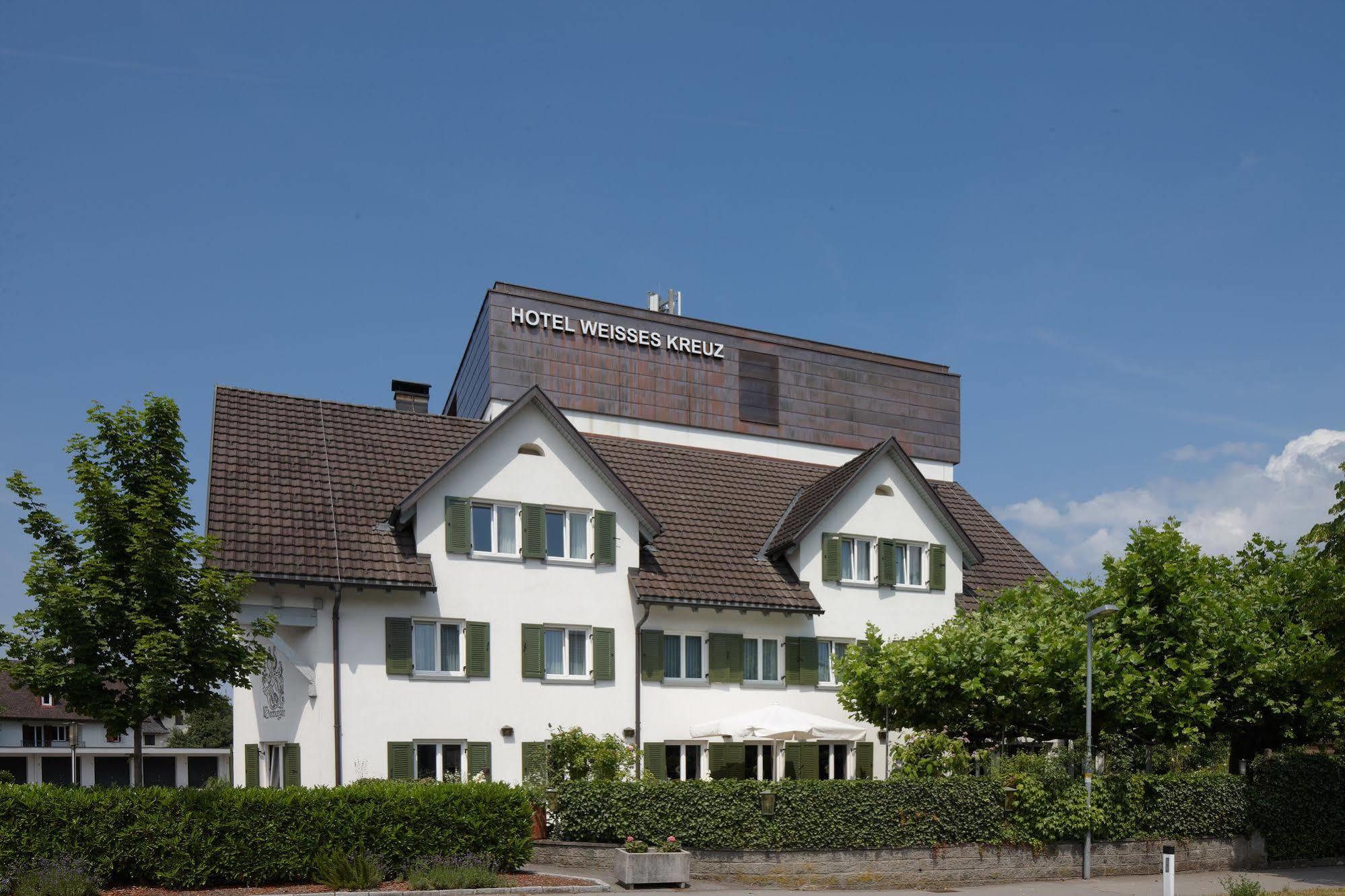 Hotel Weisses Kreuz 펠트키르히 외부 사진