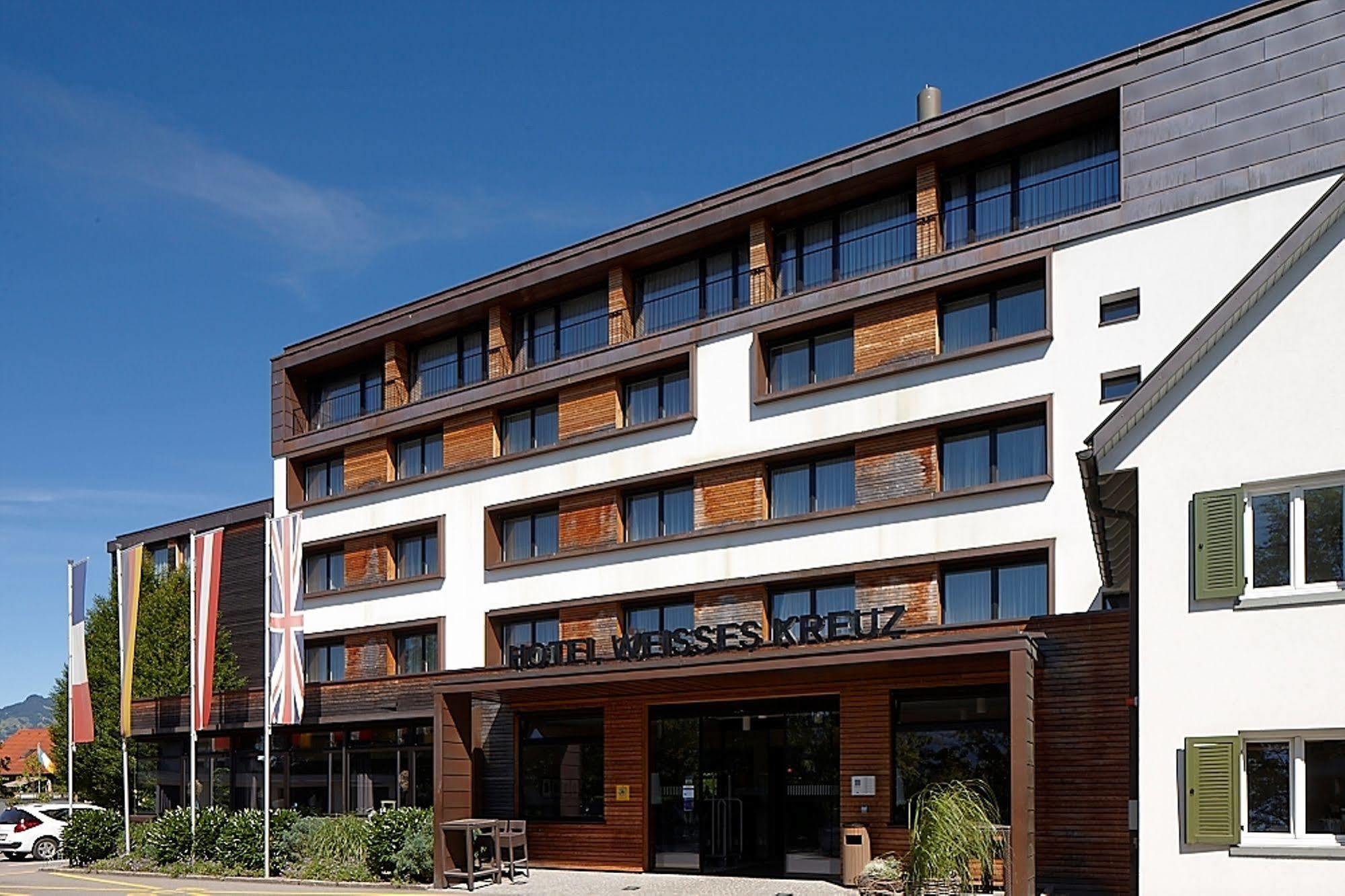 Hotel Weisses Kreuz 펠트키르히 외부 사진