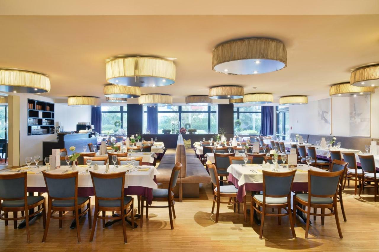 Hotel Weisses Kreuz 펠트키르히 외부 사진